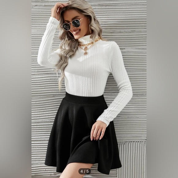 Two piece - Picture 1 of 3